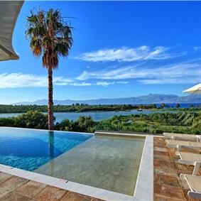 8 Bedroom villa with pool & seaview, near Acharavi, sleeps 16-18